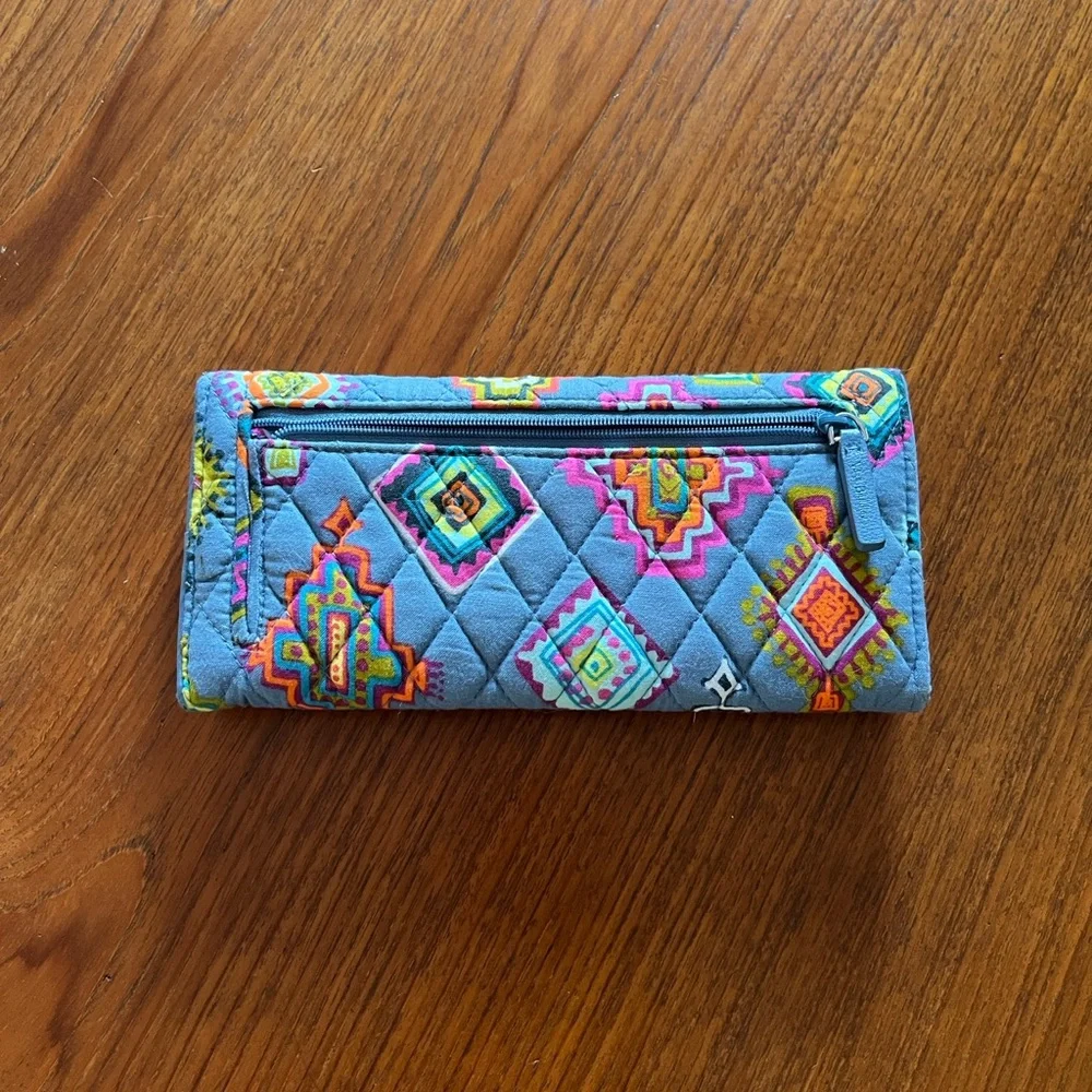 Vera Bradley trifold wallet NWOT - Picture 2 of 9